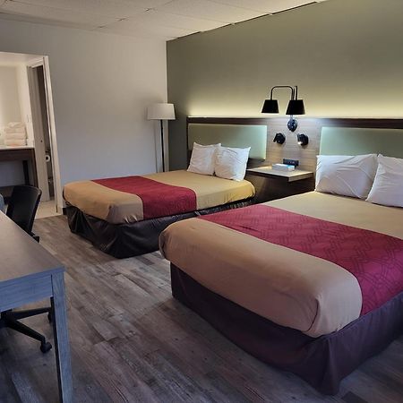 Econo Lodge Перрі Екстер'єр фото