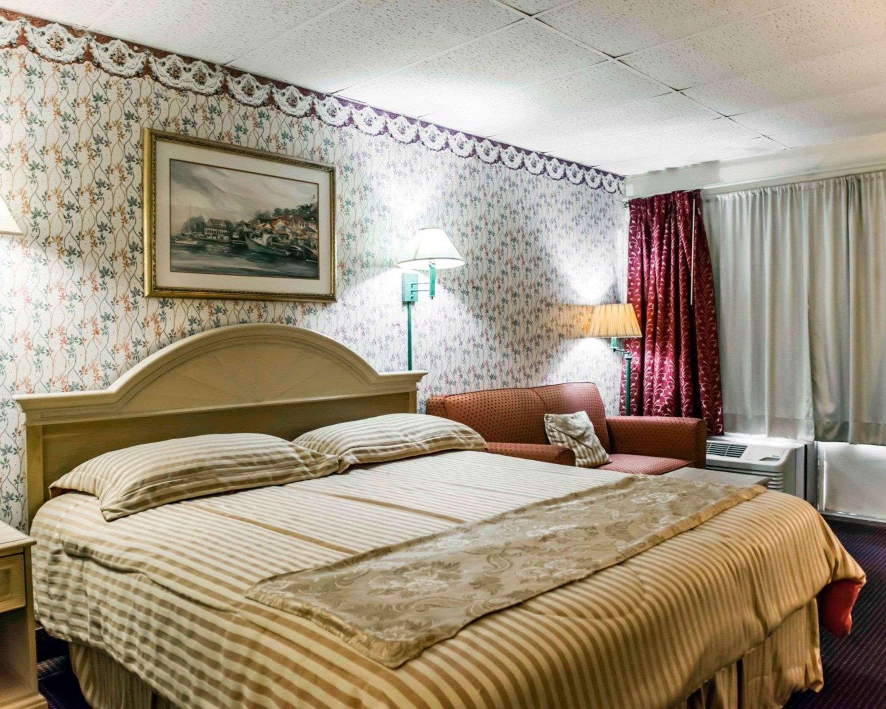 Econo Lodge Перрі Екстер'єр фото