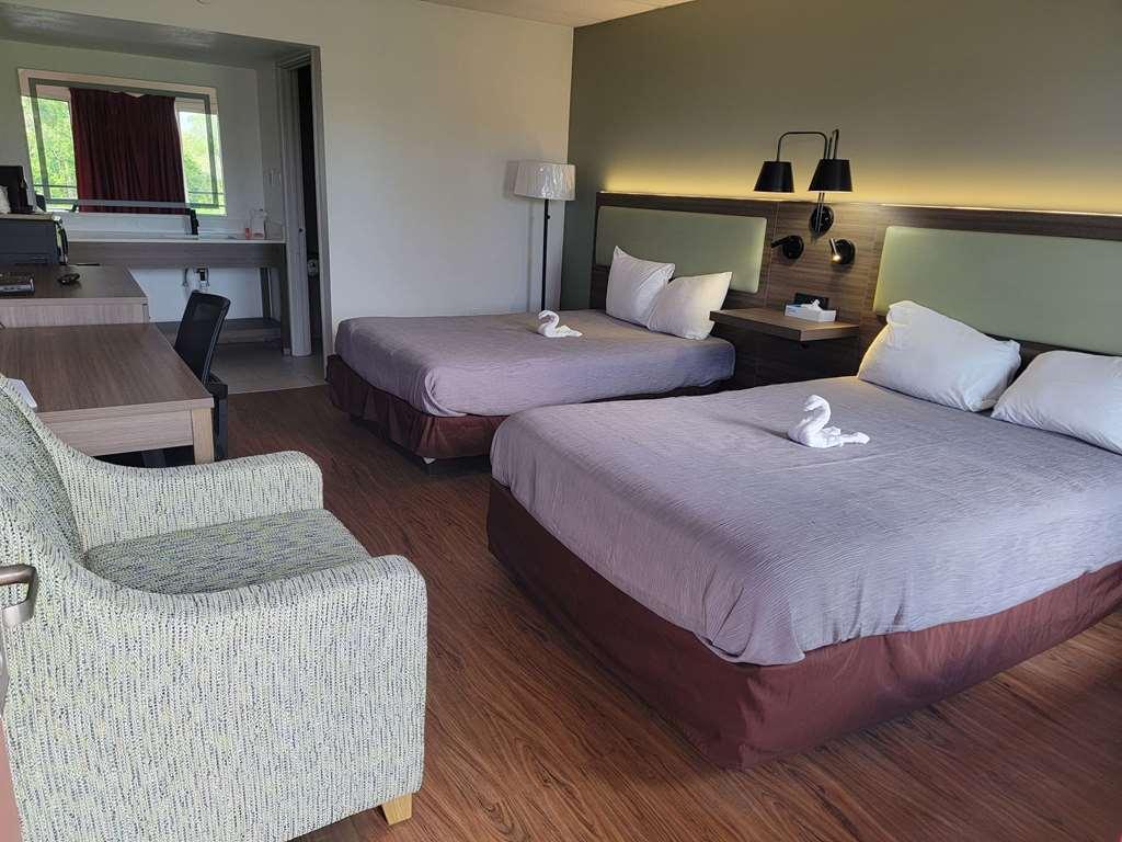 Econo Lodge Перрі Номер фото