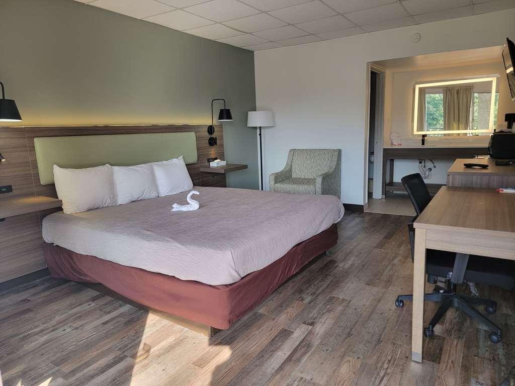 Econo Lodge Перрі Номер фото