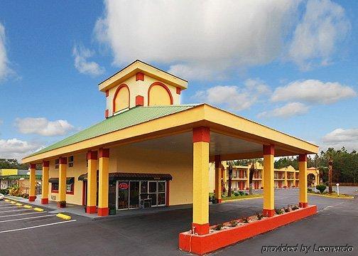Econo Lodge Перрі Екстер'єр фото