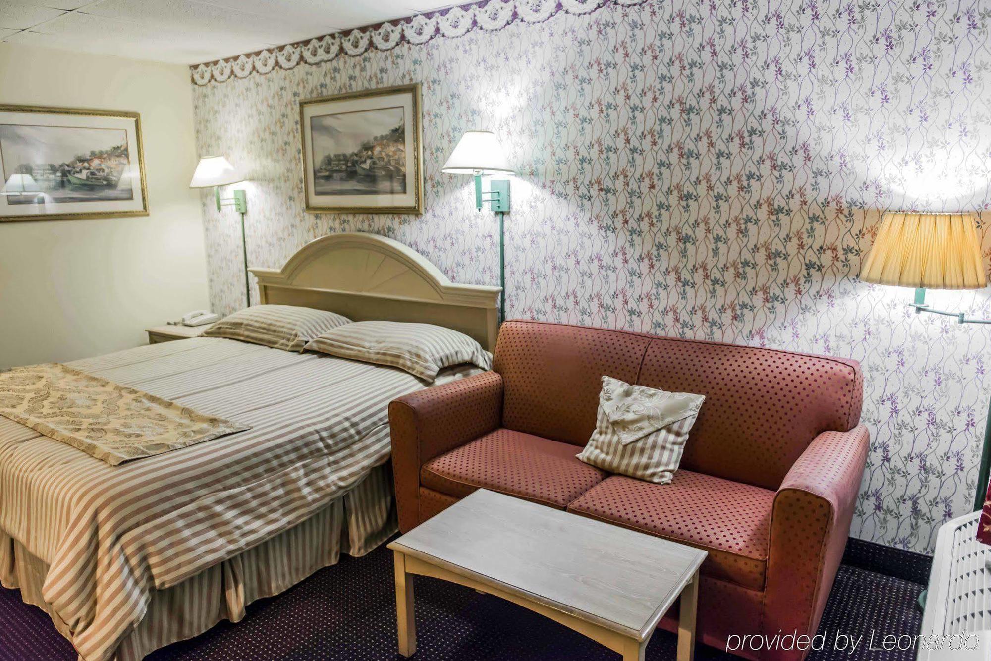 Econo Lodge Перрі Екстер'єр фото